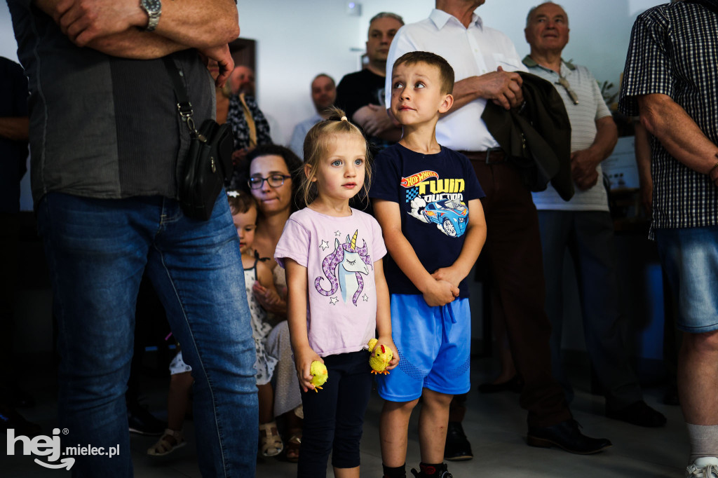Otwarcie wystawy „Dźwięczne Rąbane Ekologiczne Wytrzymałe Naturalne Odnawialne”