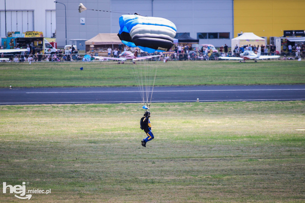 AIR SHOW MIELEC Z WIEŻY LOTNISKA