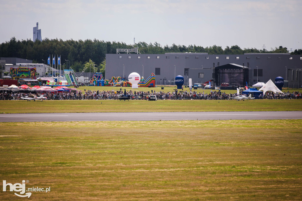 AIR SHOW MIELEC Z WIEŻY LOTNISKA