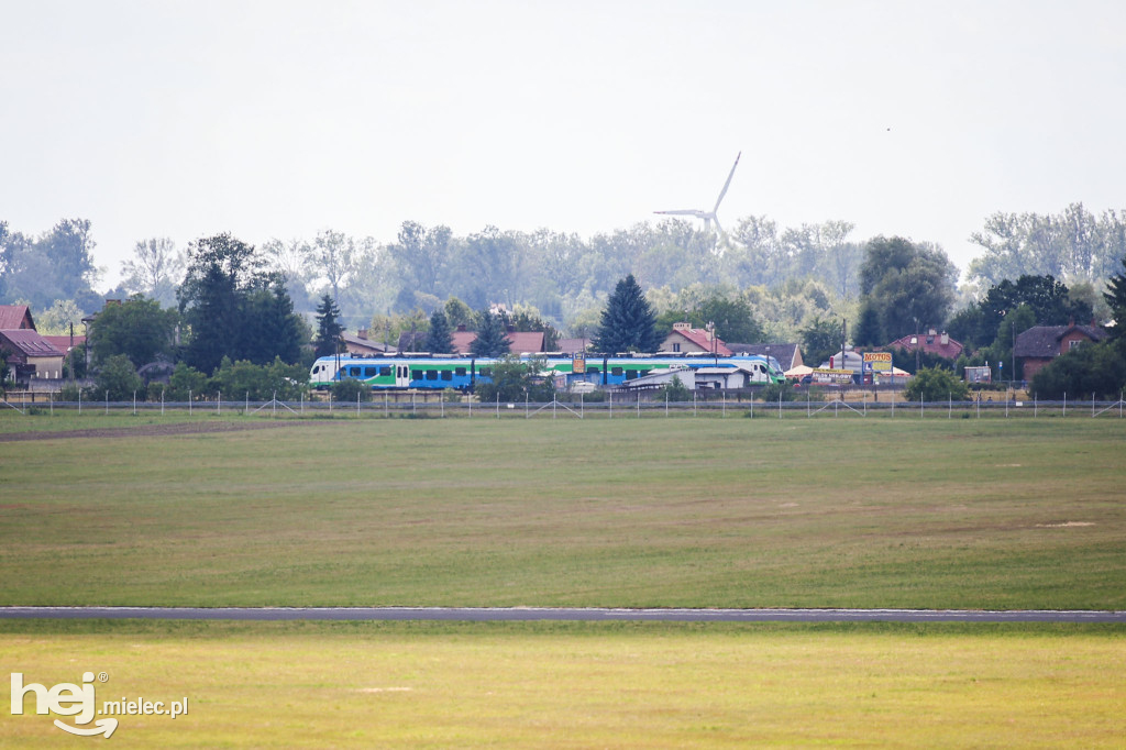 AIR SHOW MIELEC Z WIEŻY LOTNISKA