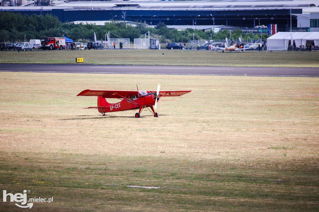 AIR SHOW MIELEC Z WIEŻY LOTNISKA