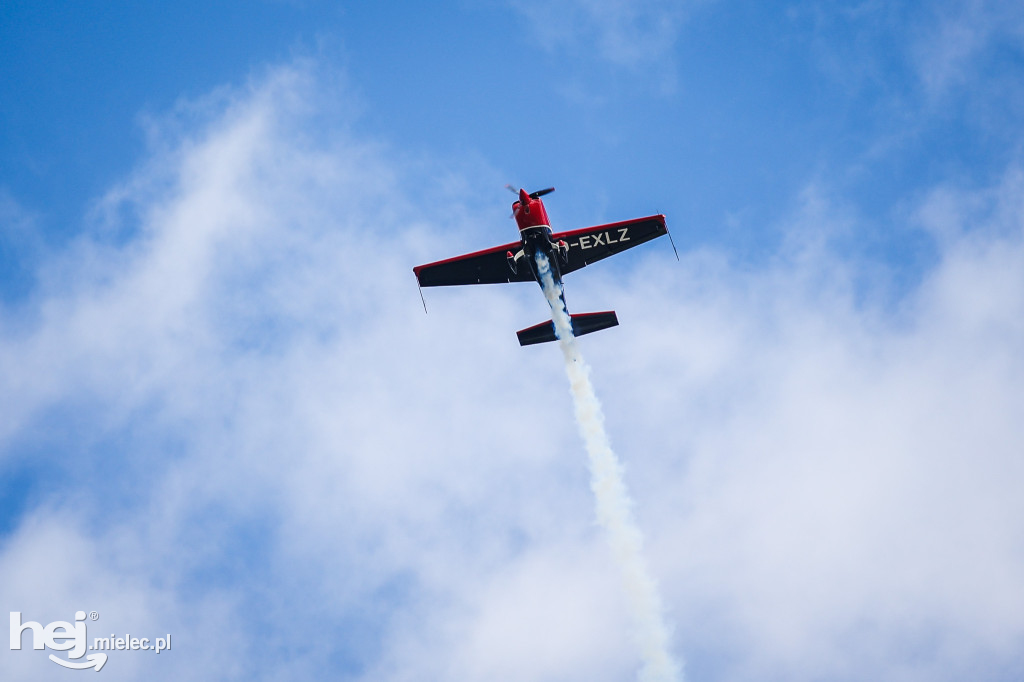 AIR SHOW MIELEC Z WIEŻY LOTNISKA