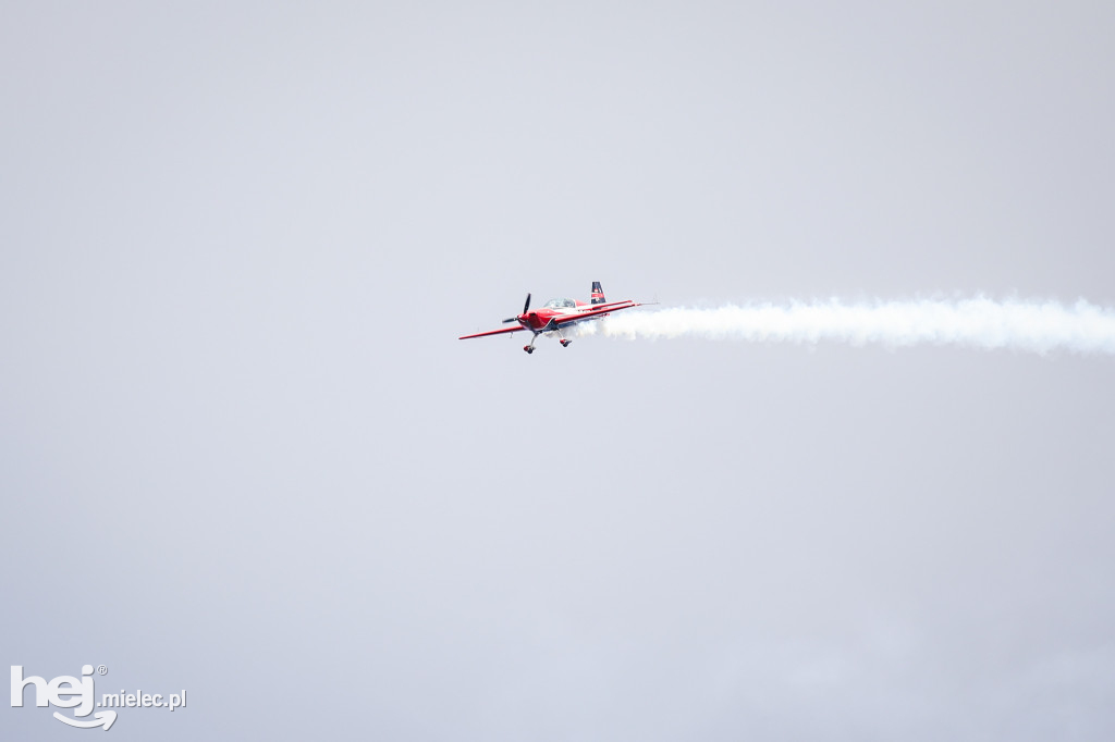 AIR SHOW MIELEC Z WIEŻY LOTNISKA