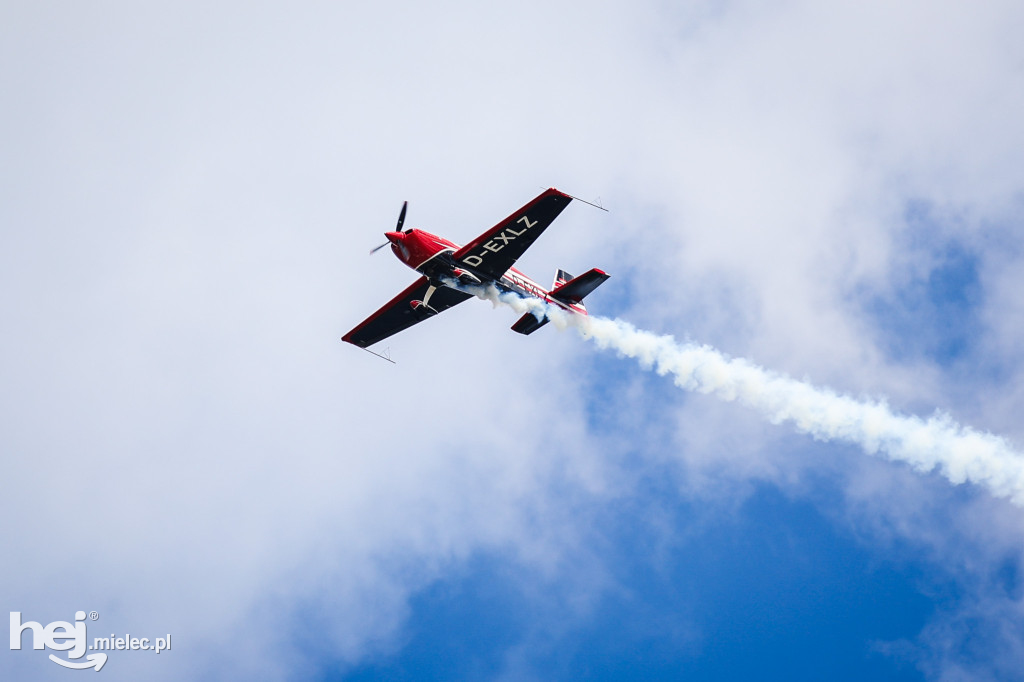AIR SHOW MIELEC Z WIEŻY LOTNISKA