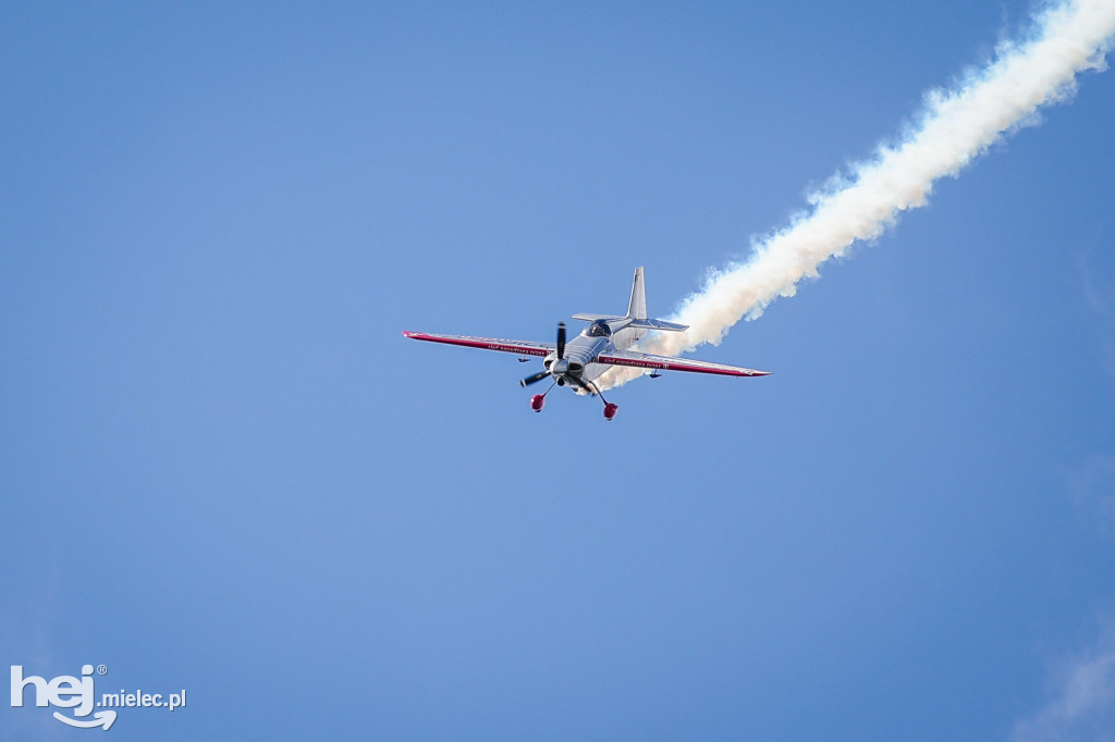 AIR SHOW MIELEC Z WIEŻY LOTNISKA