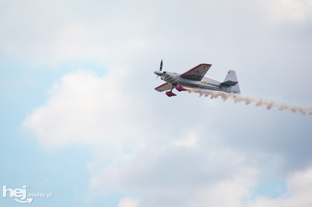 AIR SHOW MIELEC Z WIEŻY LOTNISKA