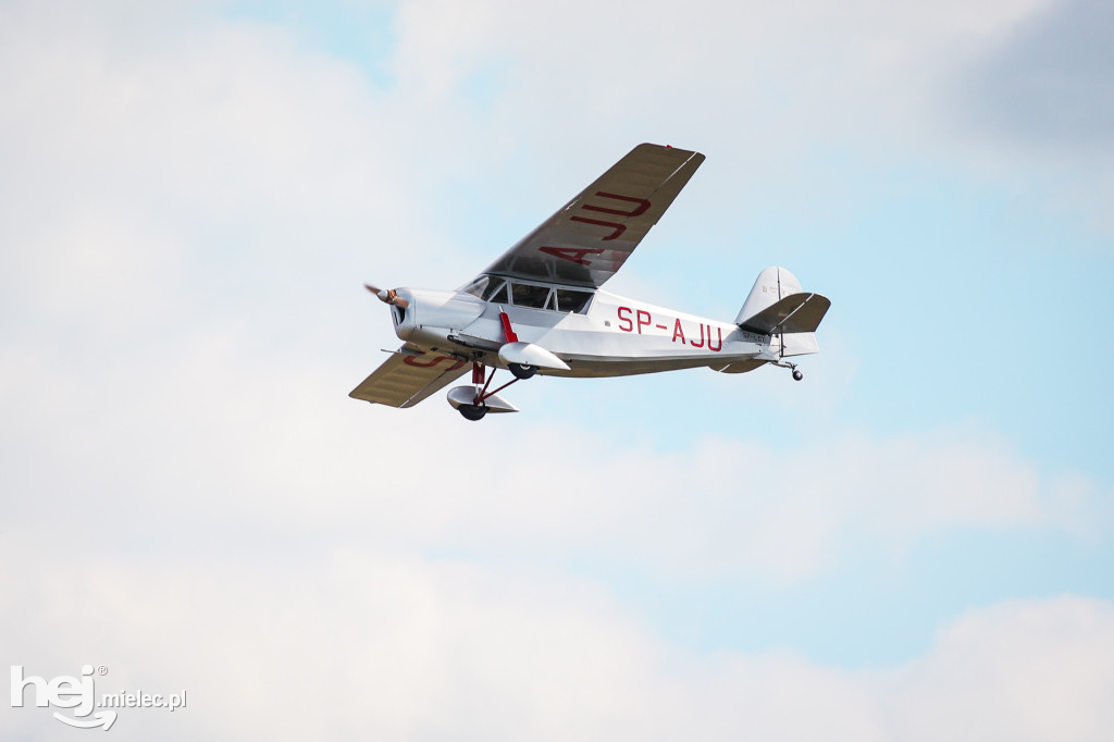 AIR SHOW MIELEC Z WIEŻY LOTNISKA
