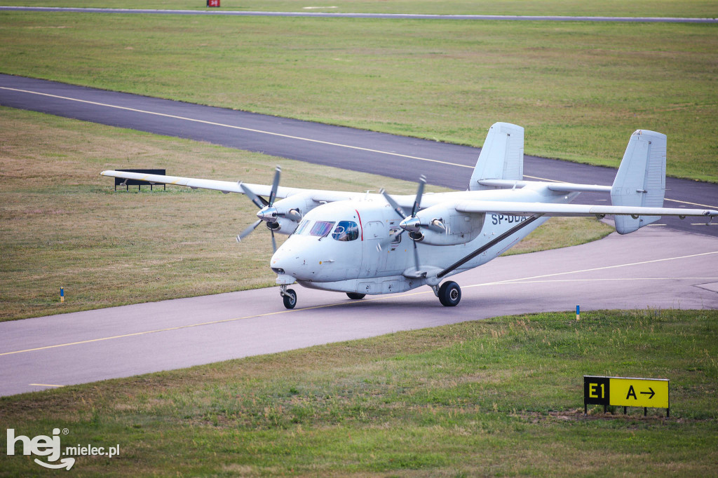 AIR SHOW MIELEC Z WIEŻY LOTNISKA