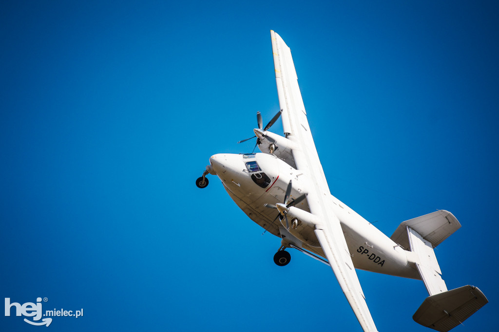 AIR SHOW MIELEC Z WIEŻY LOTNISKA