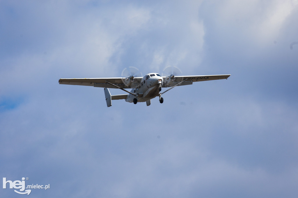 AIR SHOW MIELEC Z WIEŻY LOTNISKA