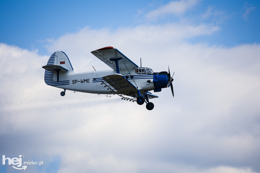 AIR SHOW MIELEC Z WIEŻY LOTNISKA