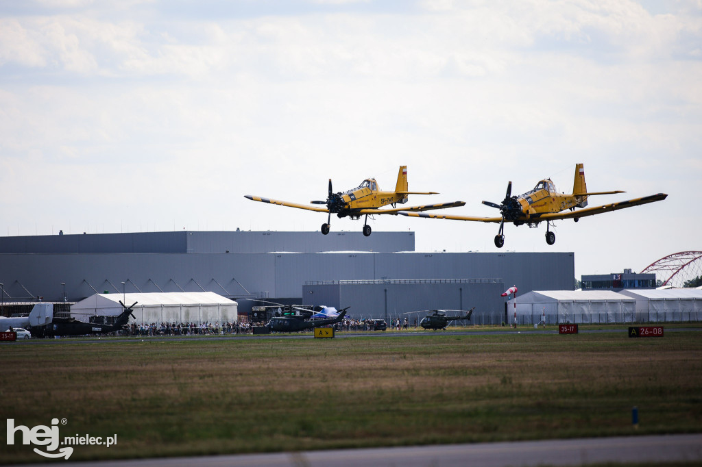 AIR SHOW MIELEC Z WIEŻY LOTNISKA