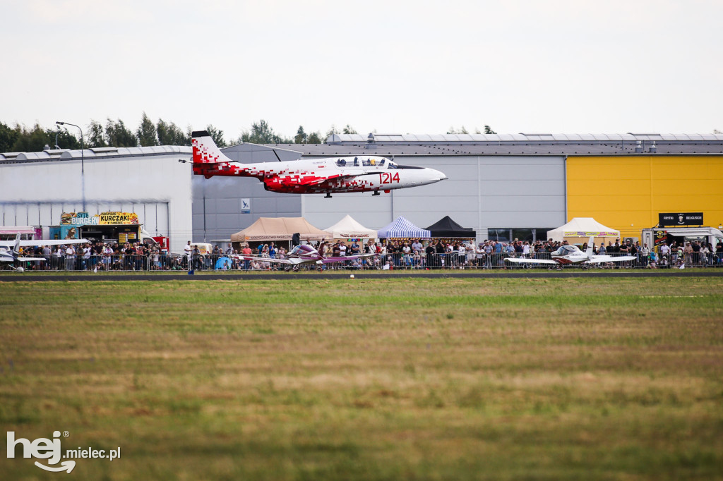 AIR SHOW MIELEC Z WIEŻY LOTNISKA