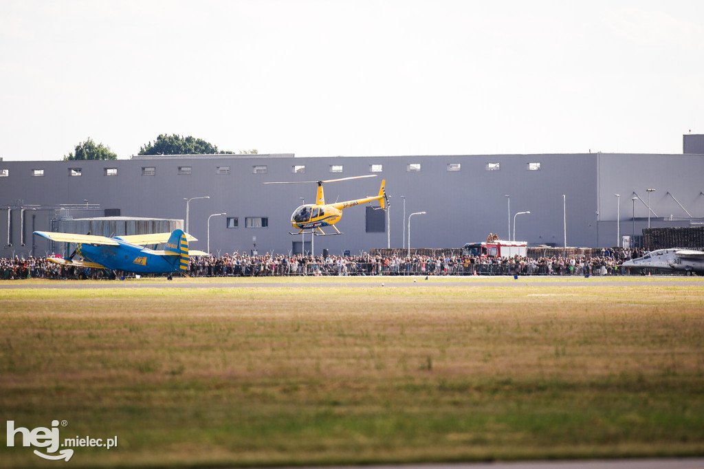AIR SHOW MIELEC Z WIEŻY LOTNISKA