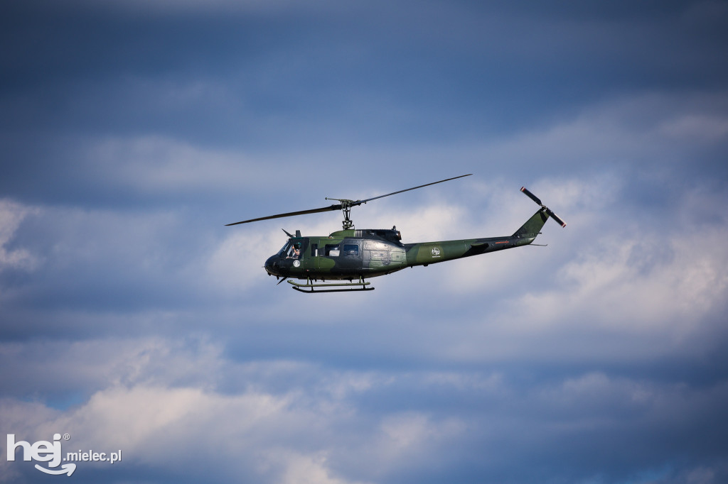 AIR SHOW MIELEC Z WIEŻY LOTNISKA