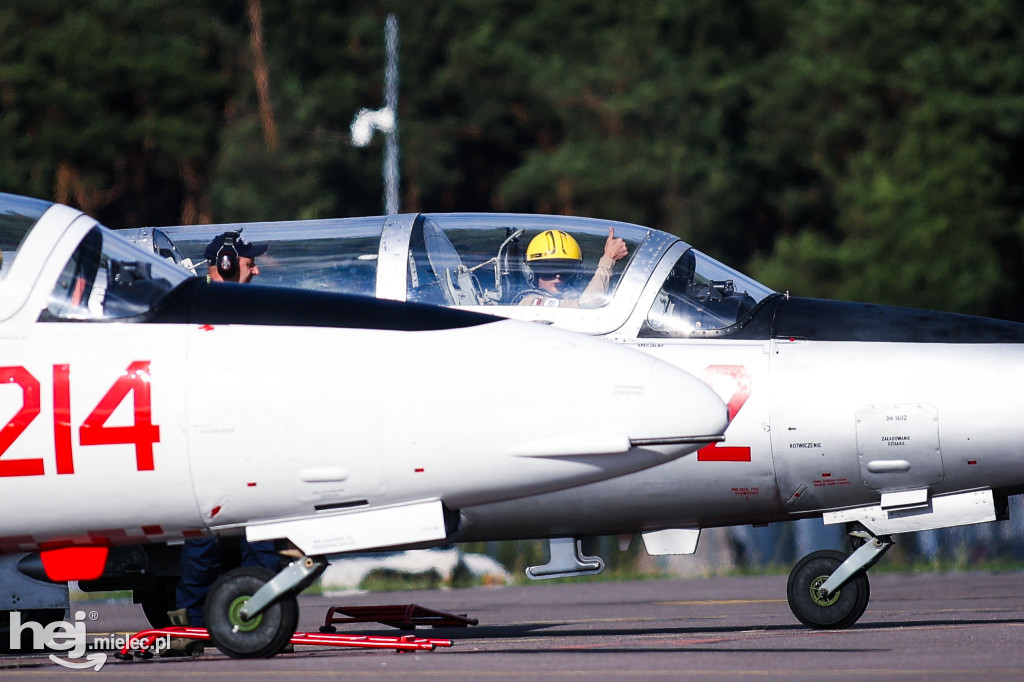 AIR SHOW MIELEC Z WIEŻY LOTNISKA