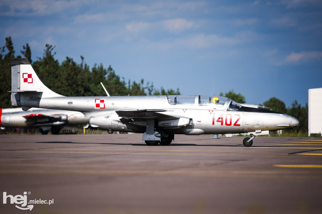 AIR SHOW MIELEC Z WIEŻY LOTNISKA