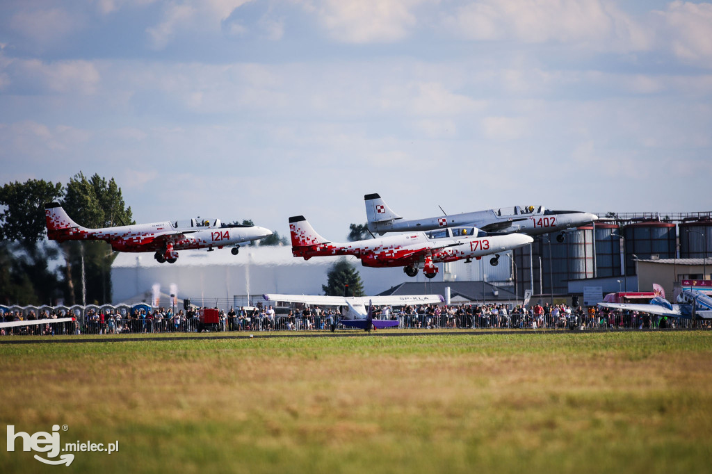 AIR SHOW MIELEC Z WIEŻY LOTNISKA