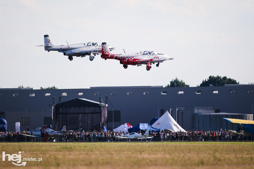 AIR SHOW MIELEC Z WIEŻY LOTNISKA