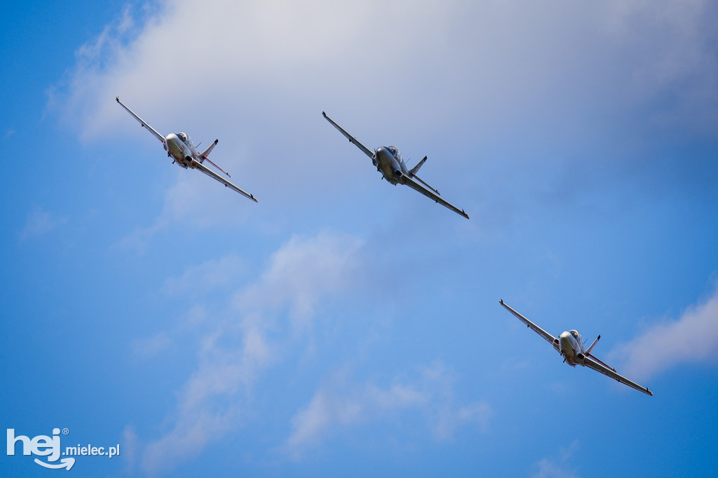 AIR SHOW MIELEC Z WIEŻY LOTNISKA