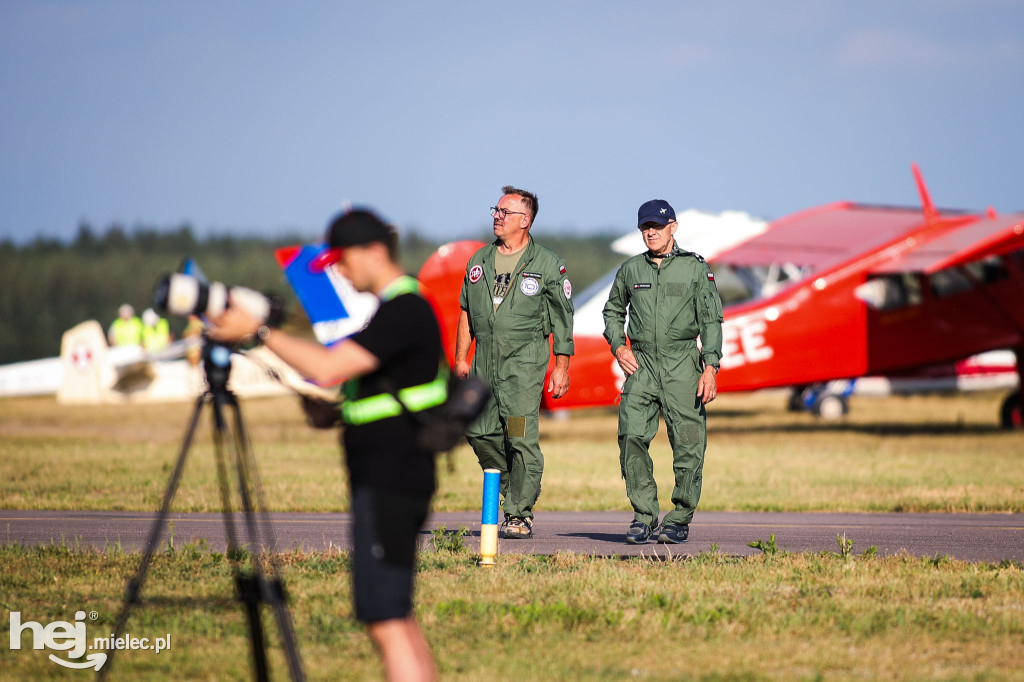 AIR SHOW MIELEC Z WIEŻY LOTNISKA