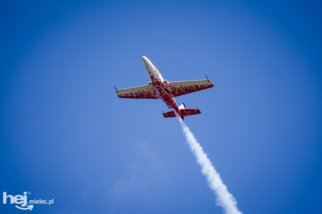 AIR SHOW MIELEC Z WIEŻY LOTNISKA
