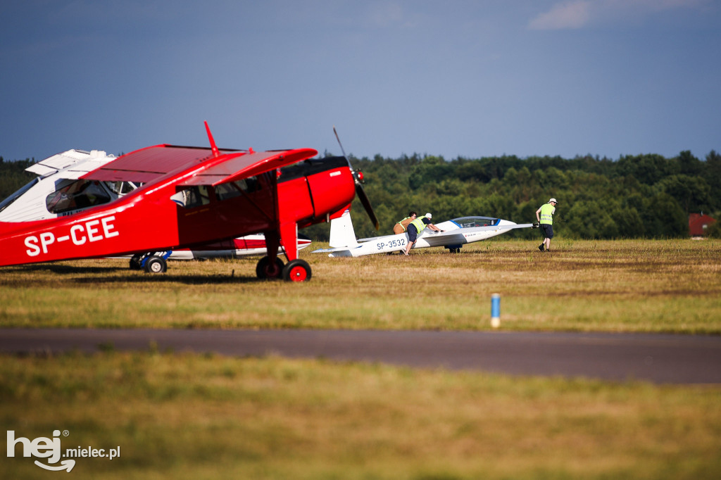 AIR SHOW MIELEC Z WIEŻY LOTNISKA