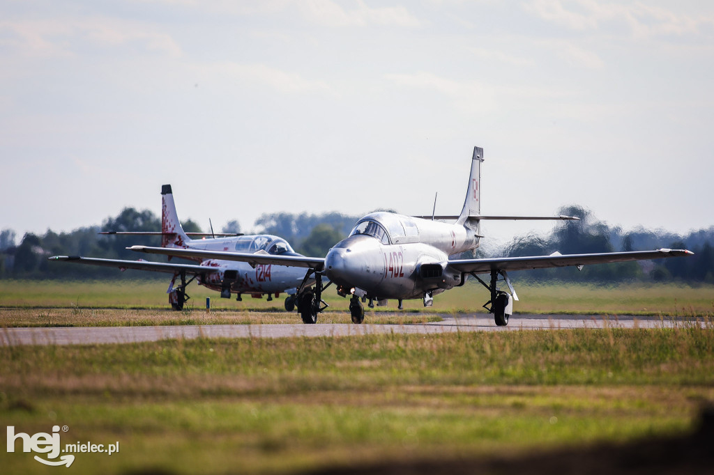 AIR SHOW MIELEC Z WIEŻY LOTNISKA