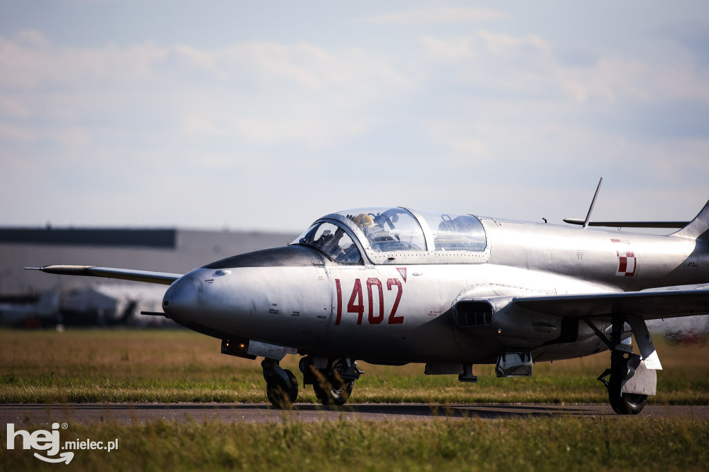 AIR SHOW MIELEC Z WIEŻY LOTNISKA