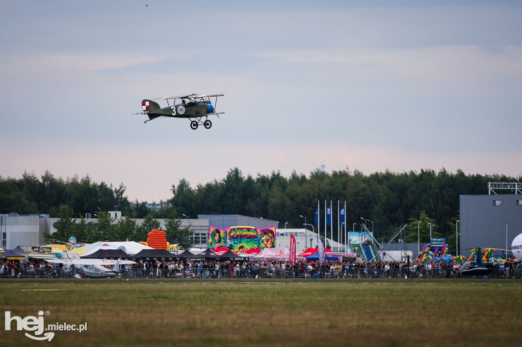 AIR SHOW MIELEC - POKAZY WIECZORNE