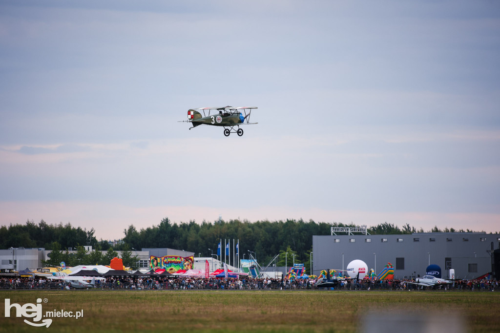 AIR SHOW MIELEC - POKAZY WIECZORNE