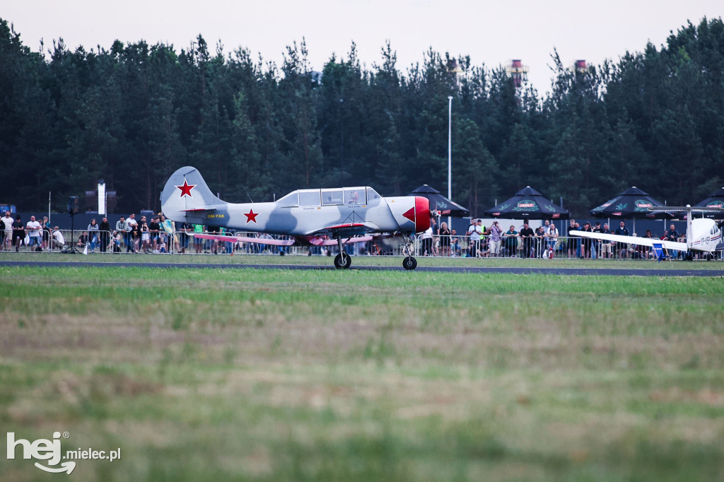 AIR SHOW MIELEC - POKAZY WIECZORNE