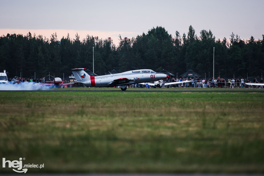 AIR SHOW MIELEC - POKAZY WIECZORNE