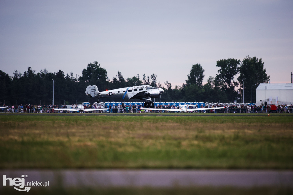 AIR SHOW MIELEC - POKAZY WIECZORNE