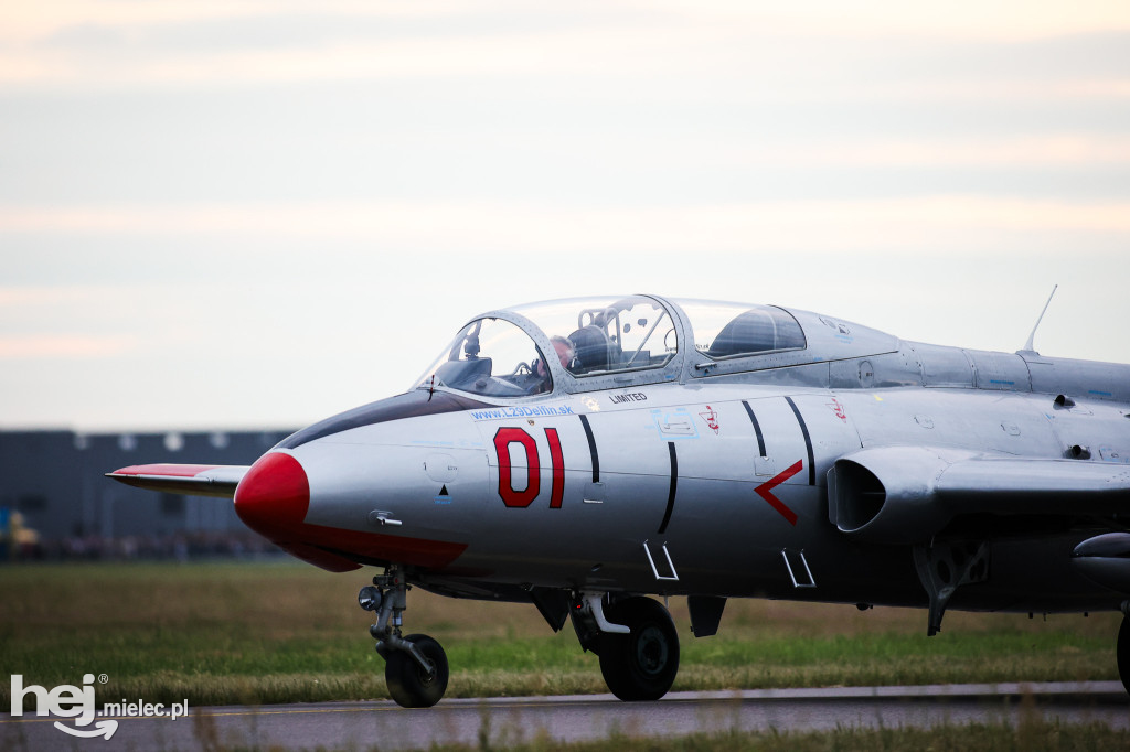 AIR SHOW MIELEC - POKAZY WIECZORNE