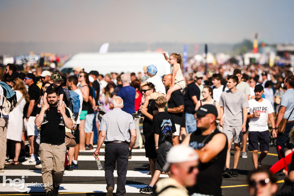 NIEDZIELA NA AIR SHOW MIELEC
