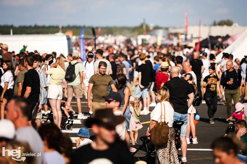NIEDZIELA NA AIR SHOW MIELEC