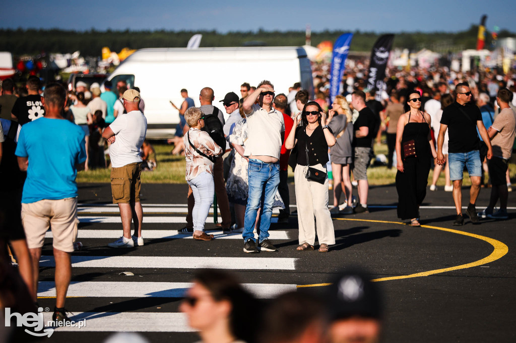 NIEDZIELA NA AIR SHOW MIELEC