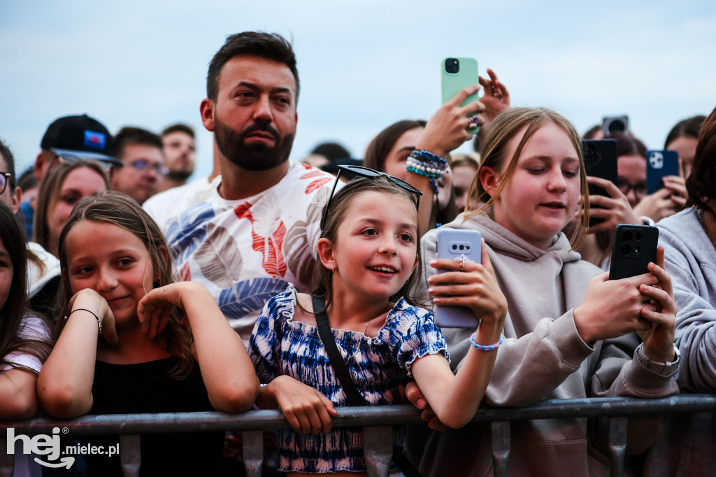 AIR SHOW MIELEC: KONCERT MARGARET