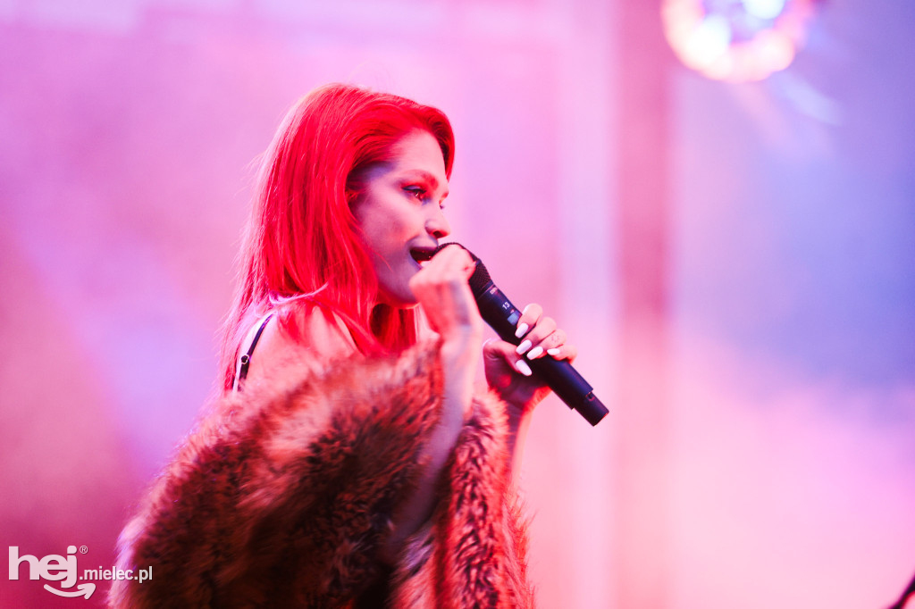 AIR SHOW MIELEC: KONCERT MARGARET