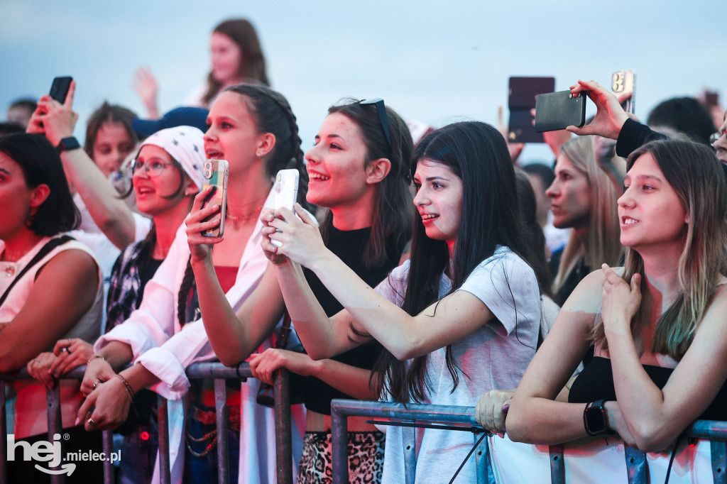 AIR SHOW MIELEC: KONCERT MARGARET