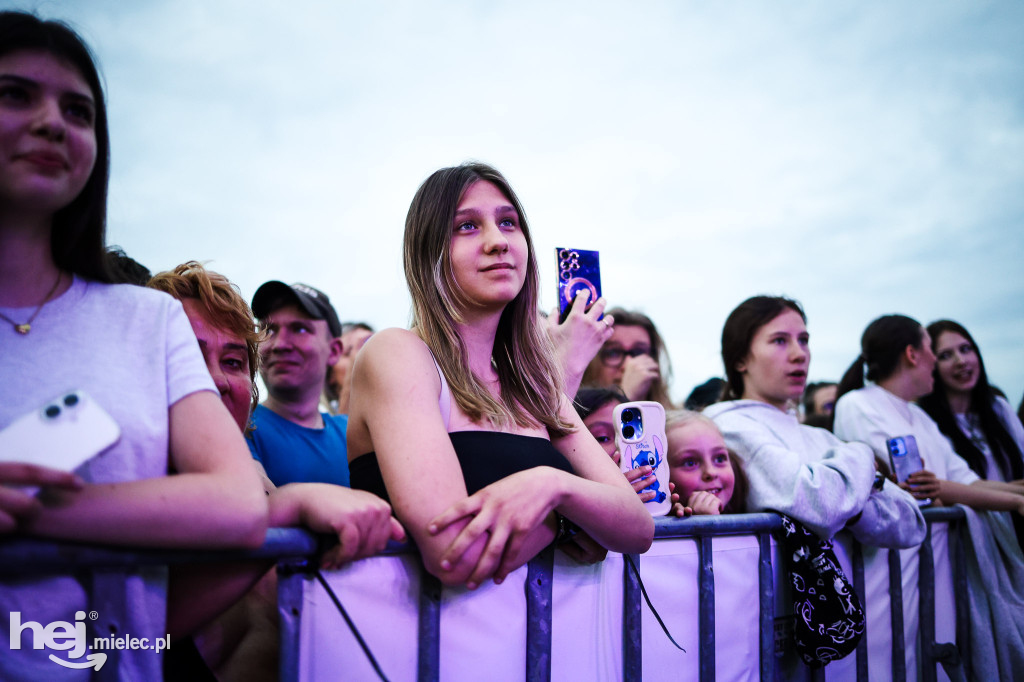 AIR SHOW MIELEC: KONCERT MARGARET