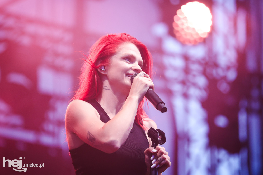 AIR SHOW MIELEC: KONCERT MARGARET