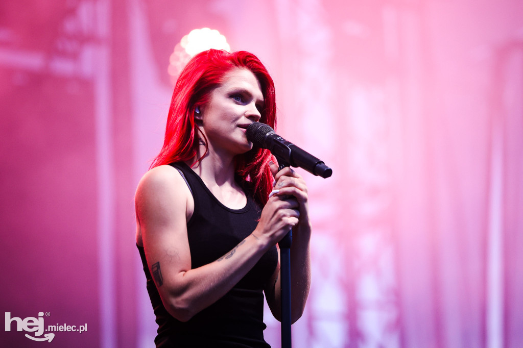 AIR SHOW MIELEC: KONCERT MARGARET