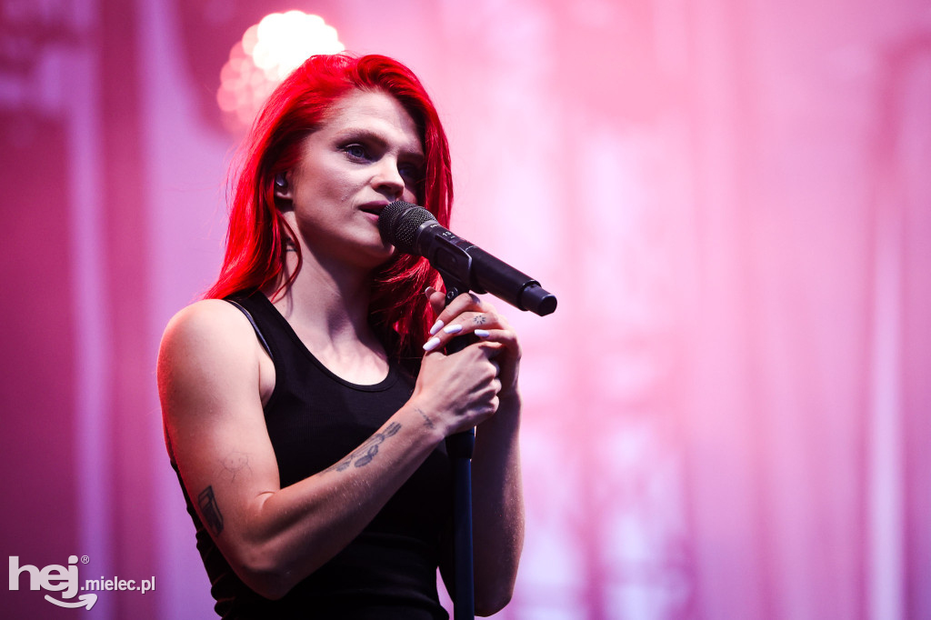 AIR SHOW MIELEC: KONCERT MARGARET
