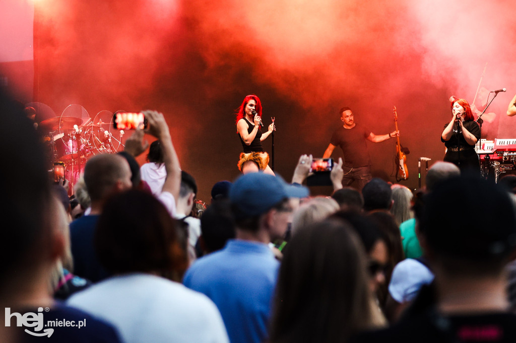 AIR SHOW MIELEC: KONCERT MARGARET