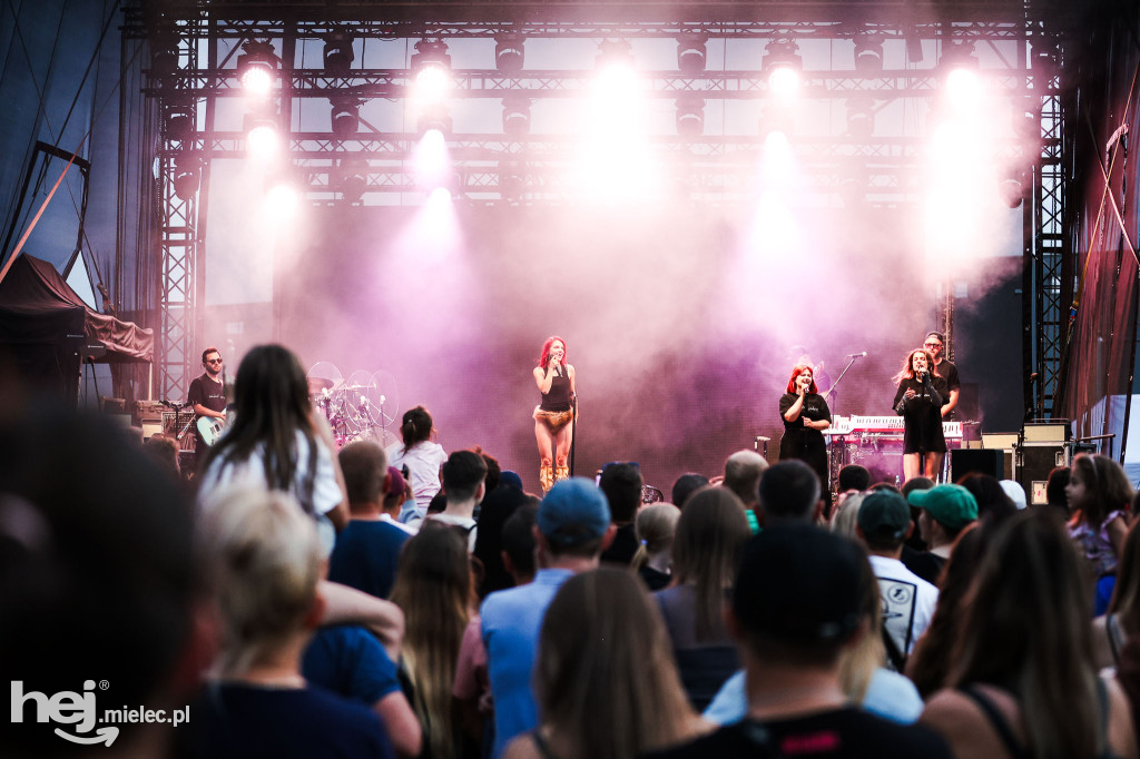 AIR SHOW MIELEC: KONCERT MARGARET