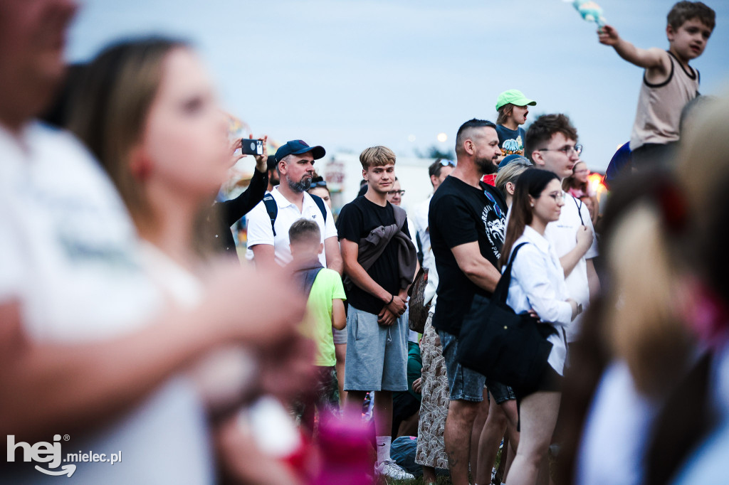 AIR SHOW MIELEC: KONCERT MARGARET