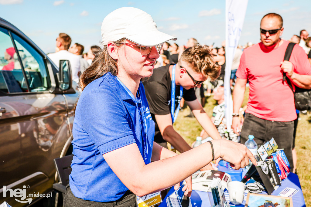 NIEDZIELA NA AIR SHOW MIELEC