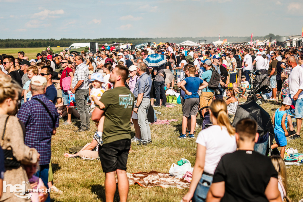 NIEDZIELA NA AIR SHOW MIELEC